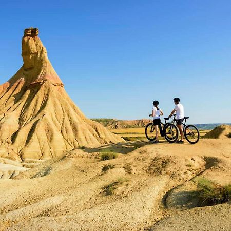 Casa Bardena Negra, Comodo Alojamiento Para Visitar Las Bardenas Y Sendaviva Fustinana Dış mekan fotoğraf